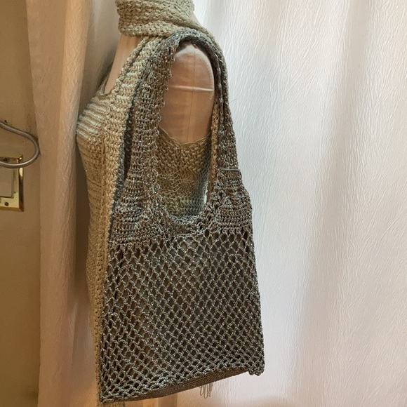 Cache top with matching purse - Picture 5 of 13